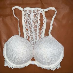 Victoria’s Secret PINK Date Racerback Bra